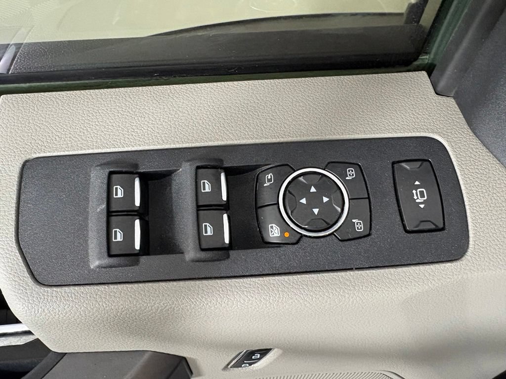 Used 2019 Ford F250 XLT w/ XLT Premium Package AWD/4WD image 20