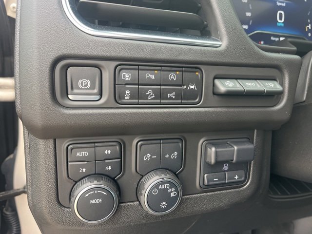 Used 2024 Chevrolet Tahoe Premier w/ Advanced Technology Package image 25