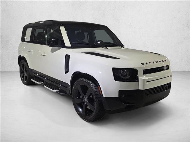 Used 2022 Land Rover Defender 110 X-Dynamic HSE AWD/4WD image 3