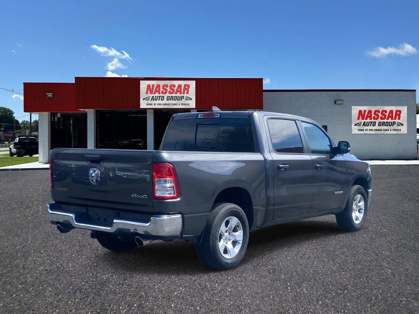 Used 2021 RAM 1500 Big Horn AWD/4WD image 4