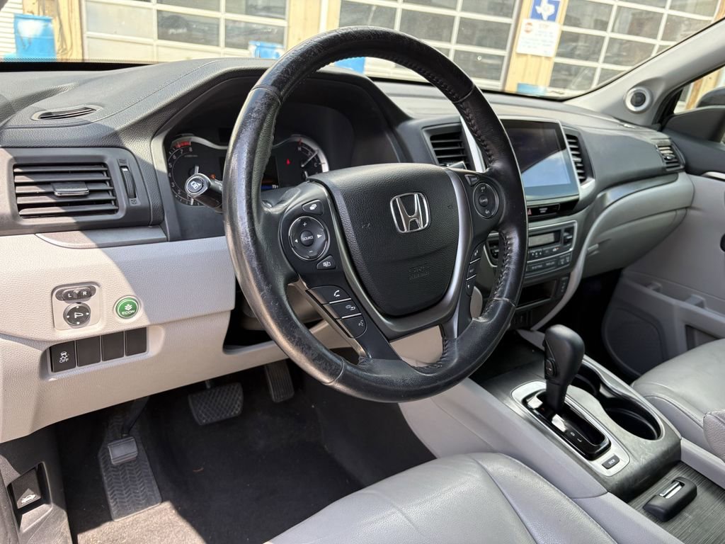 Used 2017 Honda Pilot EX-L image 6