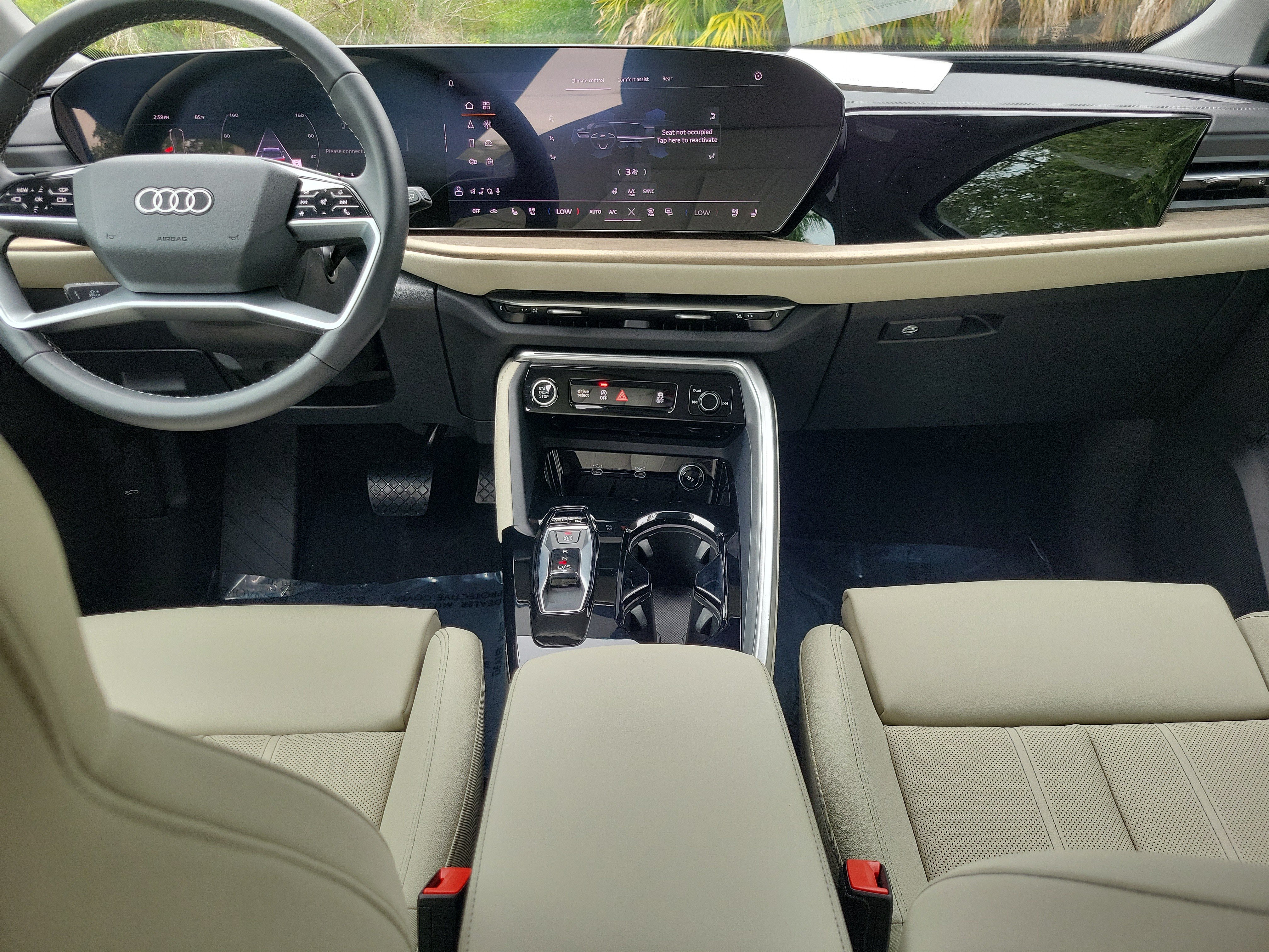 Certified 2025 Audi Q5 Premium Plus w/ Premium Plus AWD/4WD image 14
