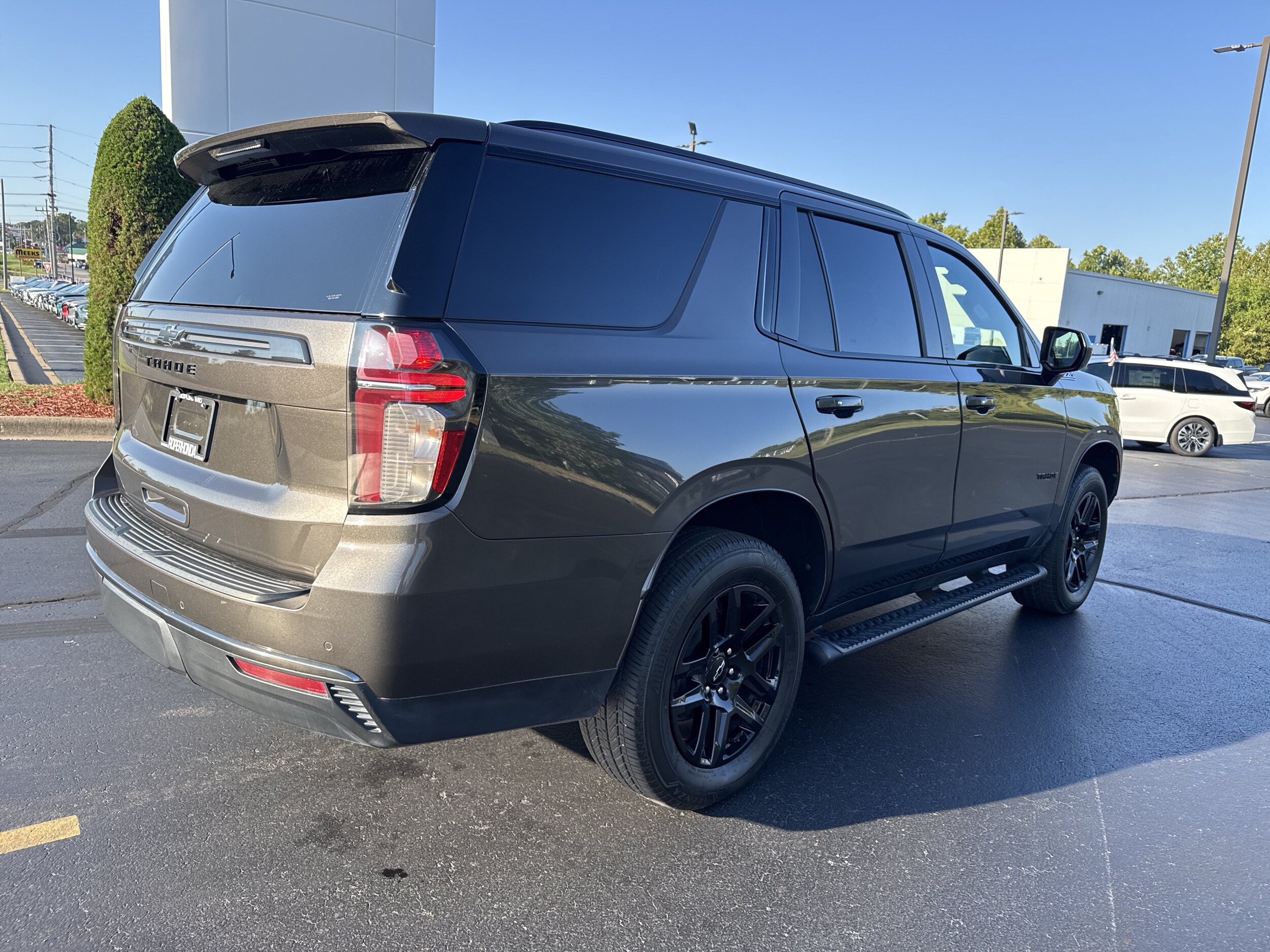 Used 2021 Chevrolet Tahoe Z71 AWD/4WD image 4