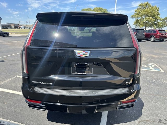 Used 2023 Cadillac Escalade Sport image 6