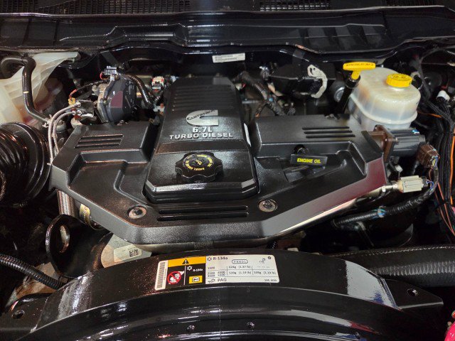 Used 2017 RAM 3500 Laramie Longhorn image 94