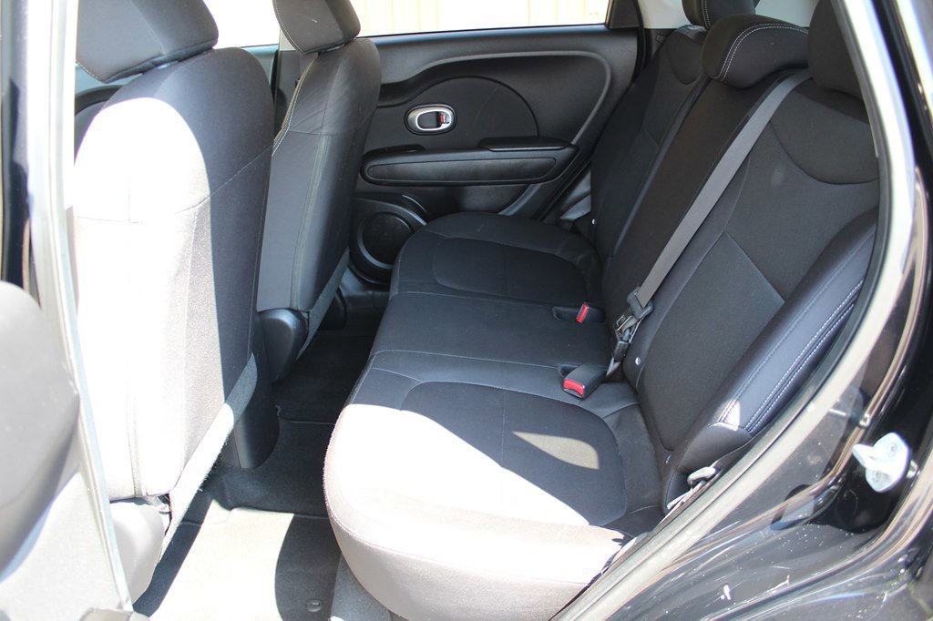 Used 2015 Kia Soul image 33