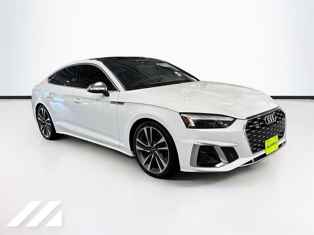 Used 2022 Audi S5 Premium Plus w/ Premium Plus Package AWD/4WD image 3