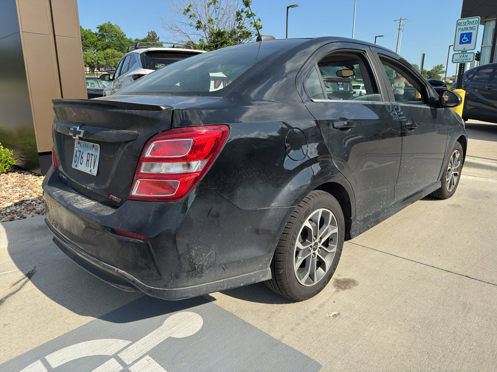 Used 2019 Chevrolet Sonic LT w/ RS Package FWD image 5