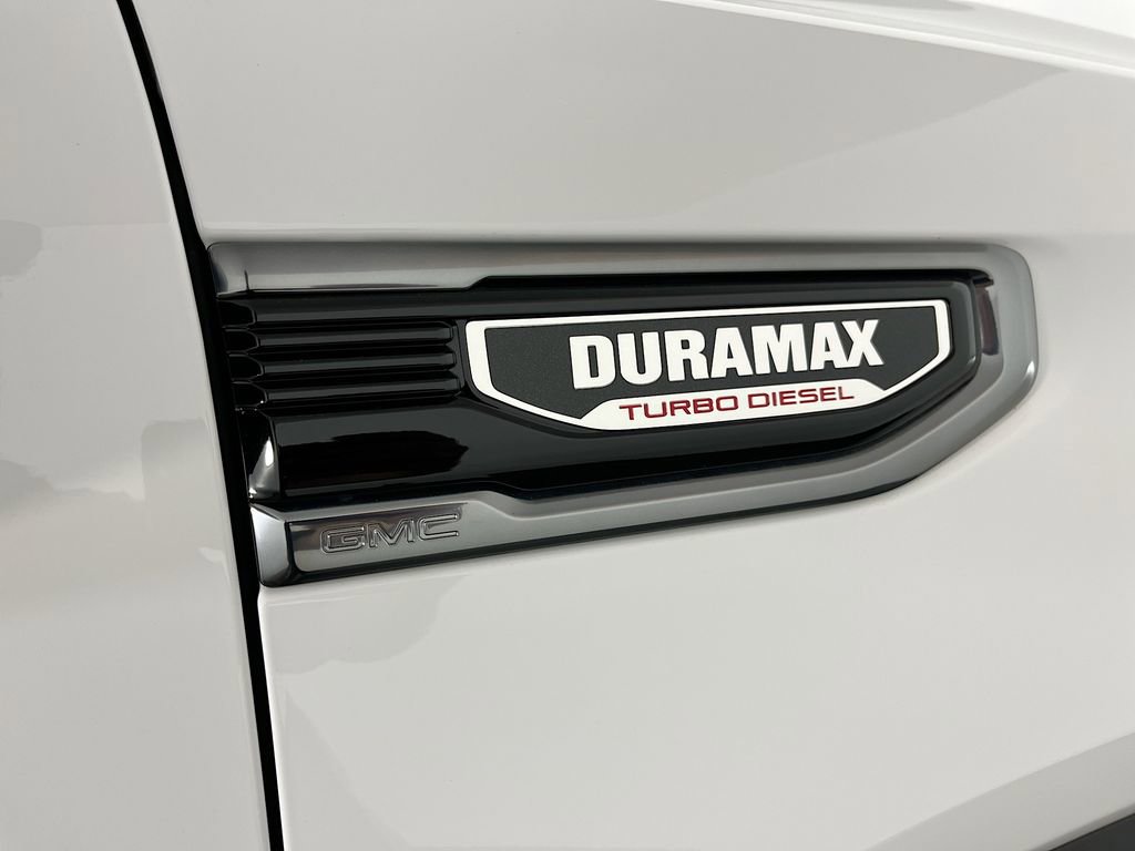 Used 2025 GMC Sierra 1500 AT4 w/ AT4 Premium Package AWD/4WD image 32