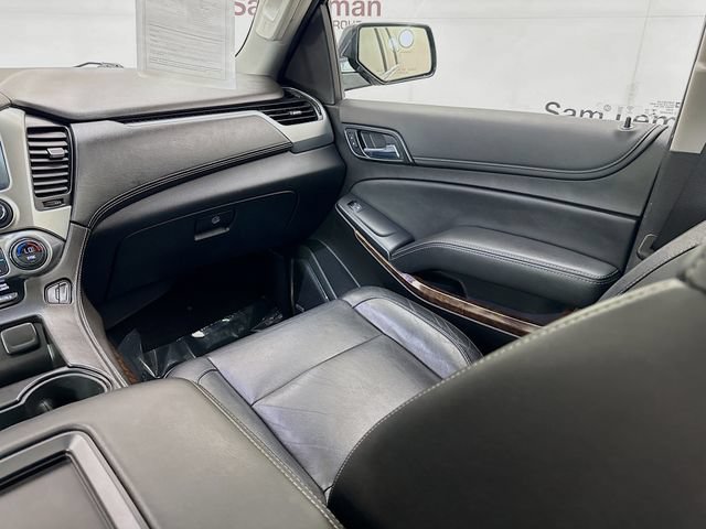 Used 2019 Chevrolet Suburban LT AWD/4WD image 25