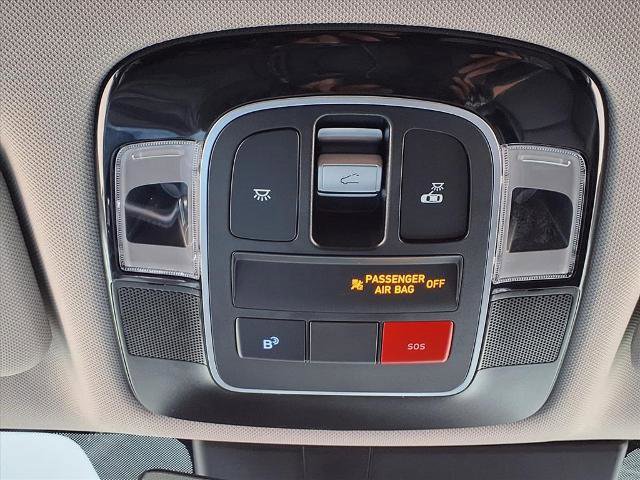 Used 2025 Hyundai Sonata Limited image 18