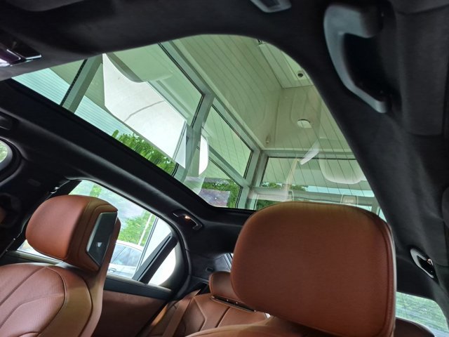 New 2027 BMW 740i xDrive w/ Executive Package AWD/4WD image 16
