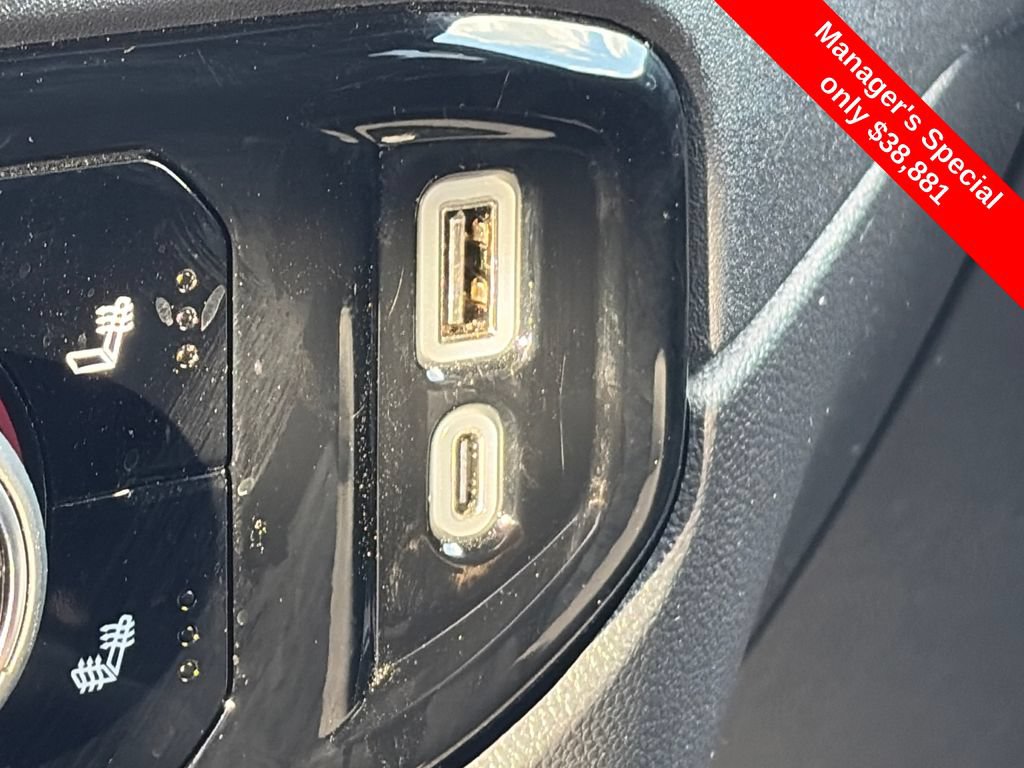 Used 2024 Chevrolet Silverado 1500 LT AWD/4WD image 25