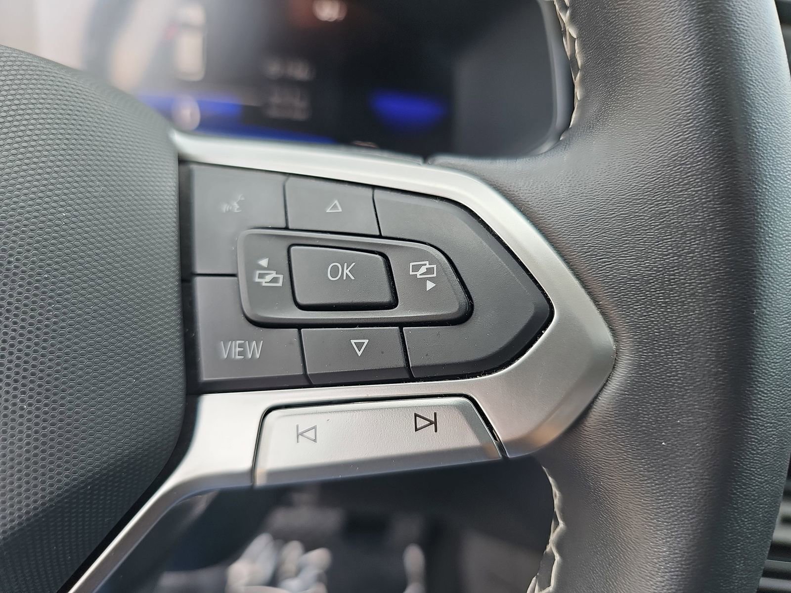 Used 2023 Volkswagen Taos S FWD image 17