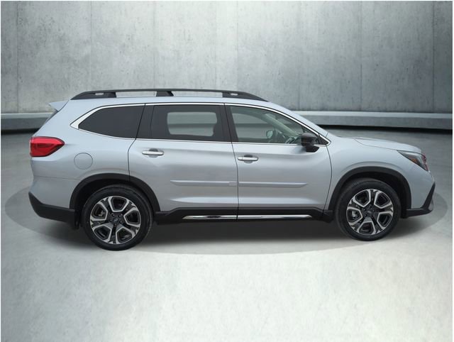 Used 2025 Subaru Ascent Touring image 5