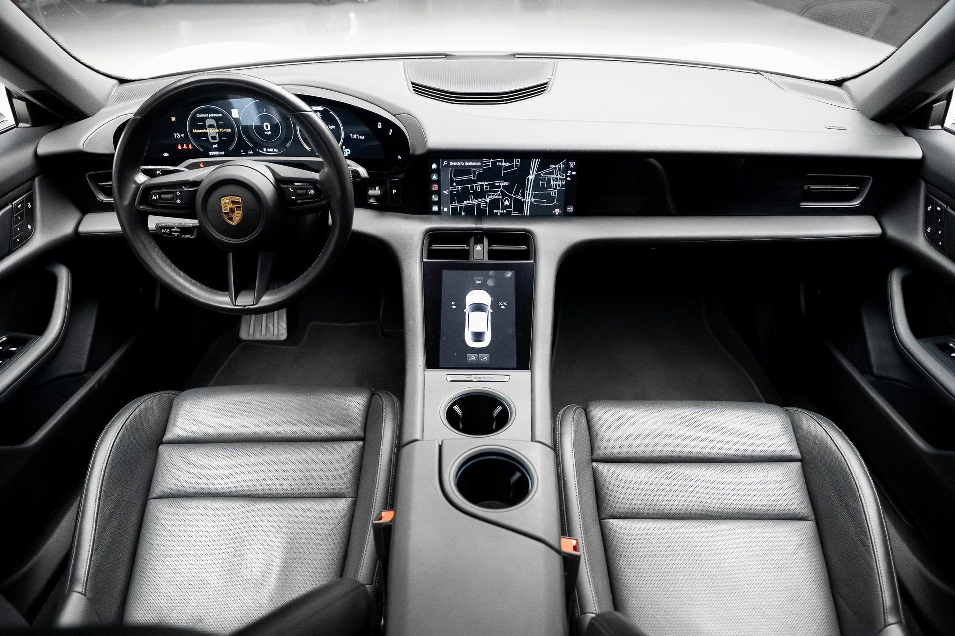 Used 2022 Porsche Taycan image 39