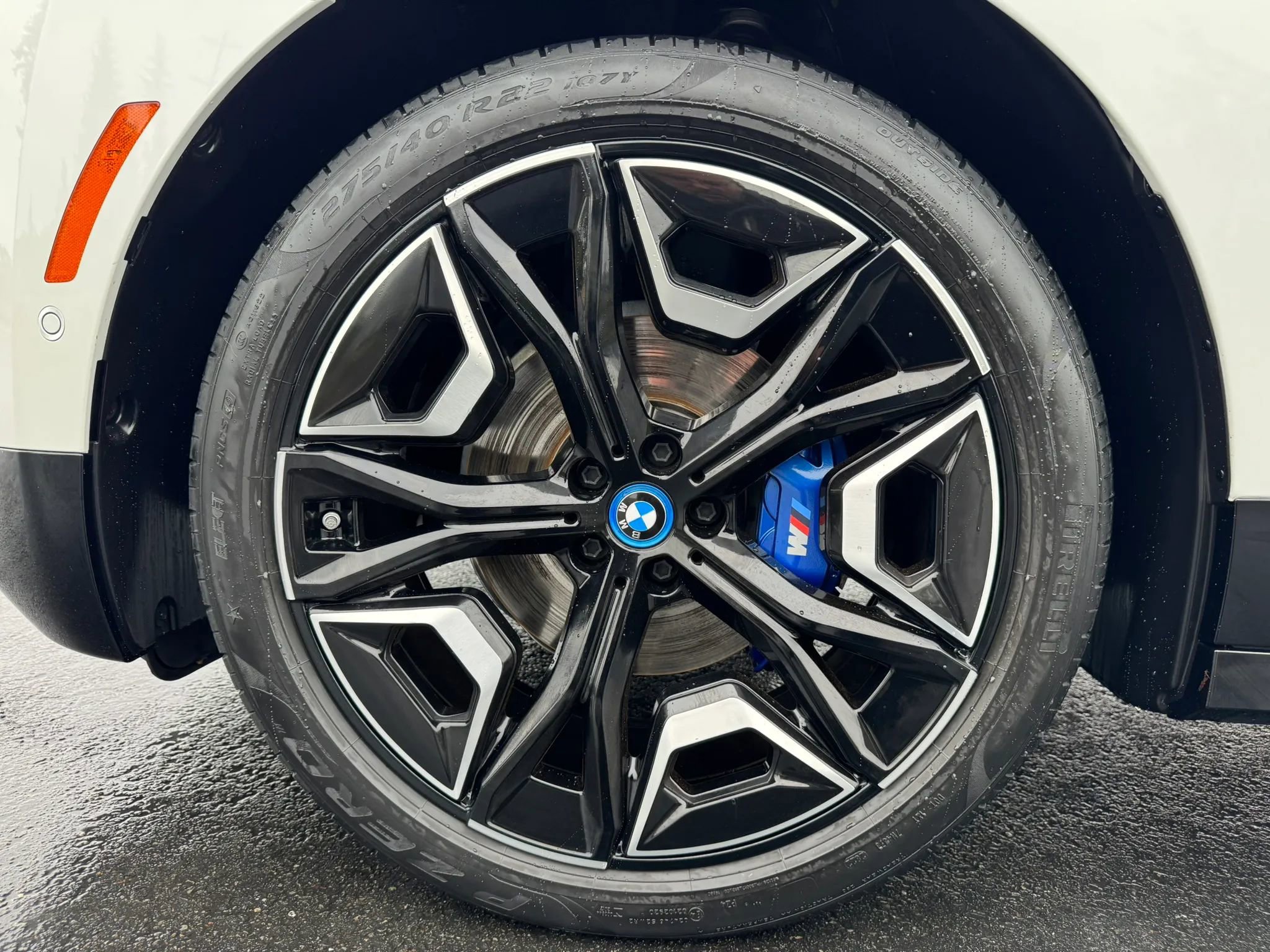 Used 2023 BMW iX M60 AWD/4WD image 20