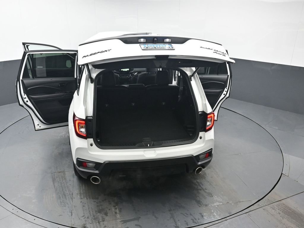 Used 2024 Honda Passport Black Edition image 48
