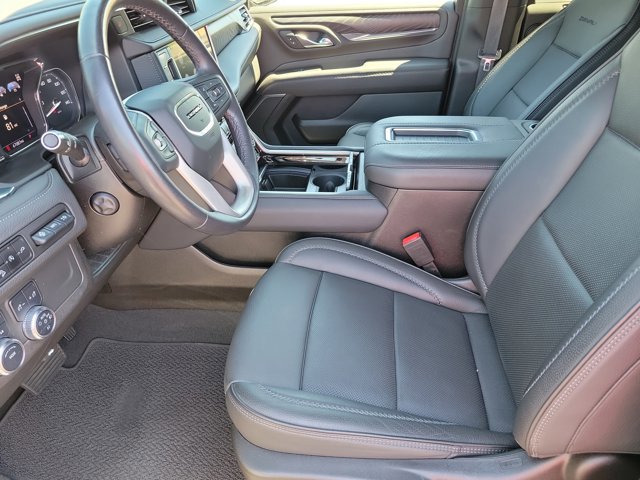 Used 2021 GMC Yukon XL Denali image 12