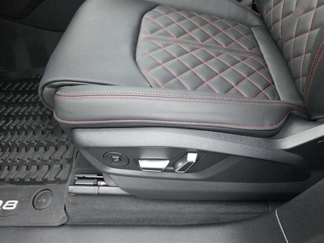 New 2026 Audi SQ8 Prestige AWD/4WD image 30