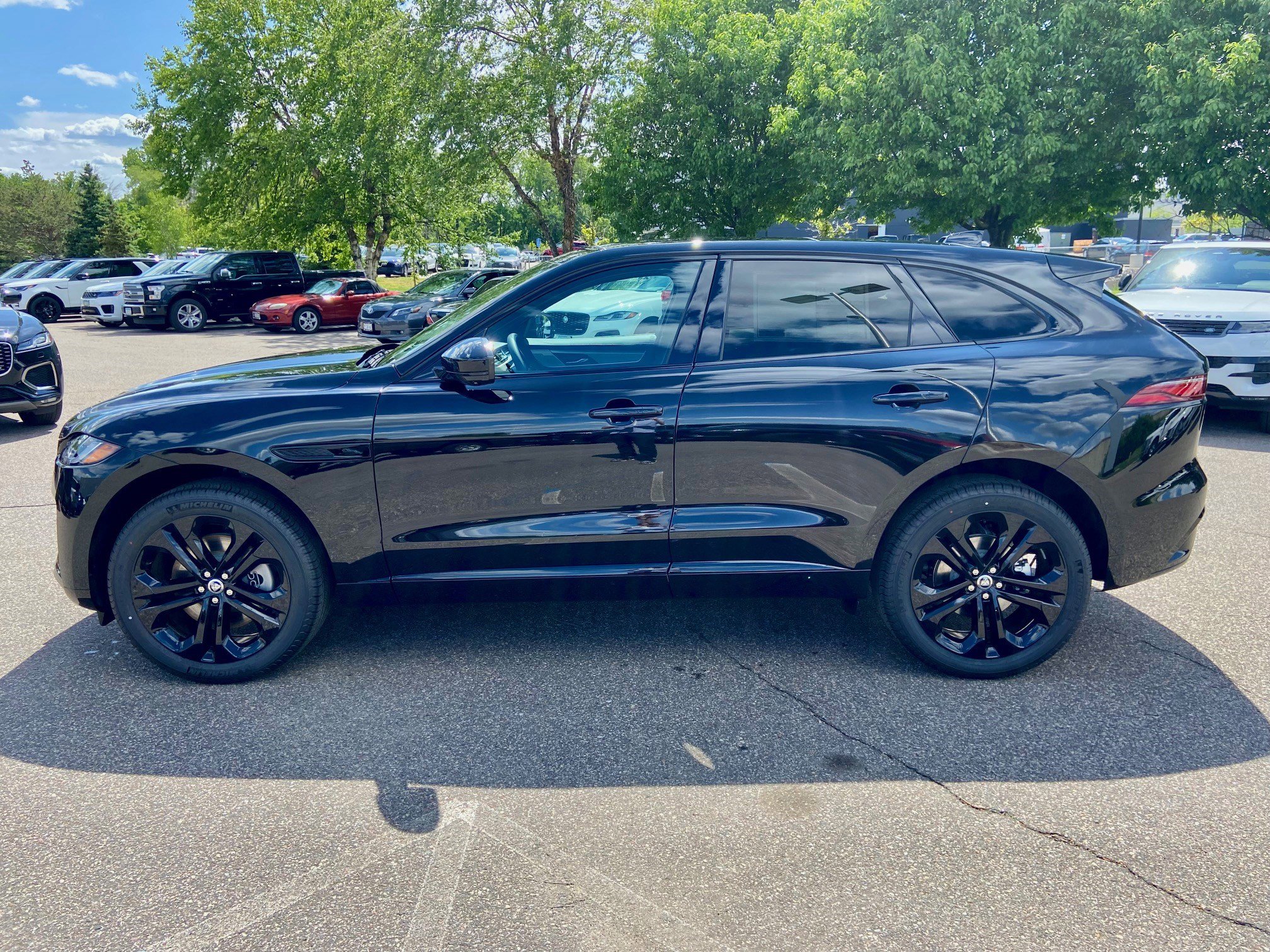 New 2026 Jaguar F-PACE R-Dynamic S image 6