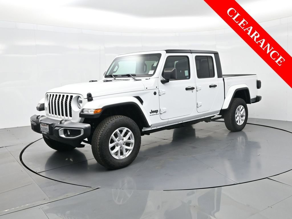 Used 2023 Jeep Gladiator Sport image 3