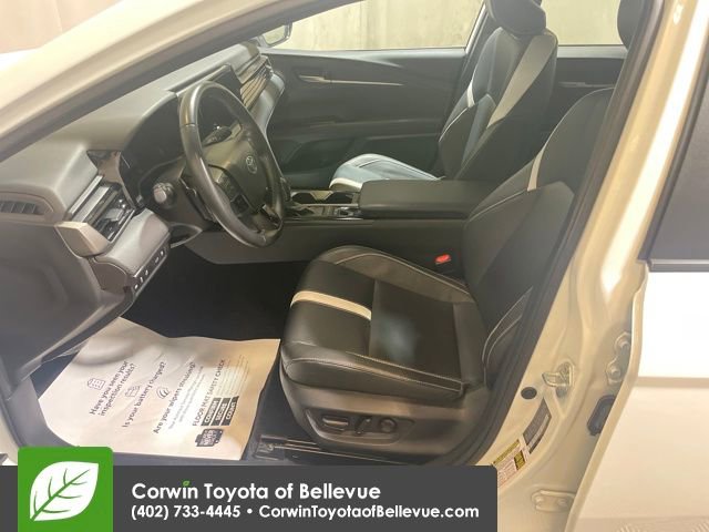 Certified 2025 Toyota Camry SE image 9