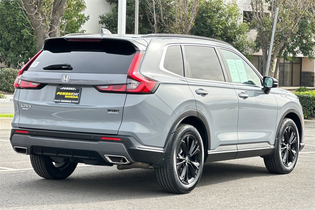 Certified 2023 Honda CR-V Sport Touring image 4