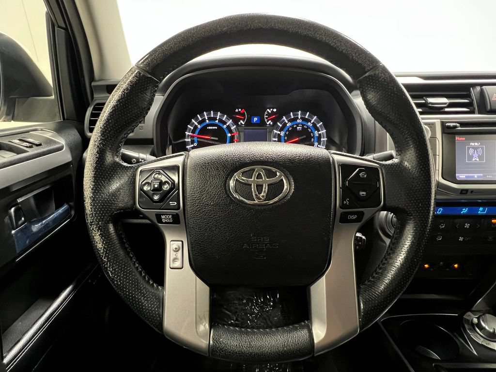 Used 2016 Toyota 4Runner Limited AWD/4WD image 23