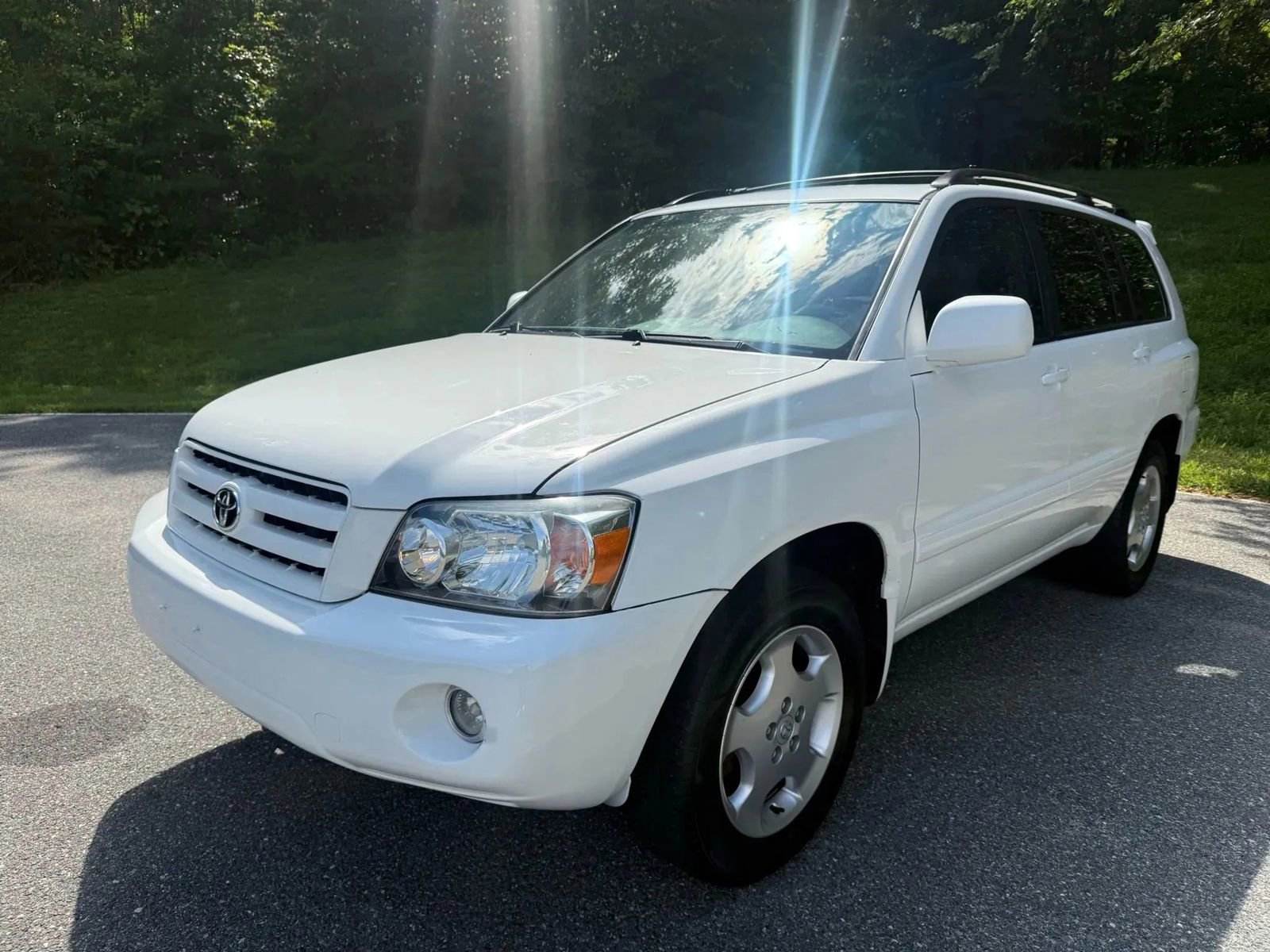 Used 2005 Toyota Highlander 4WD V6 w/ 3rd Row
