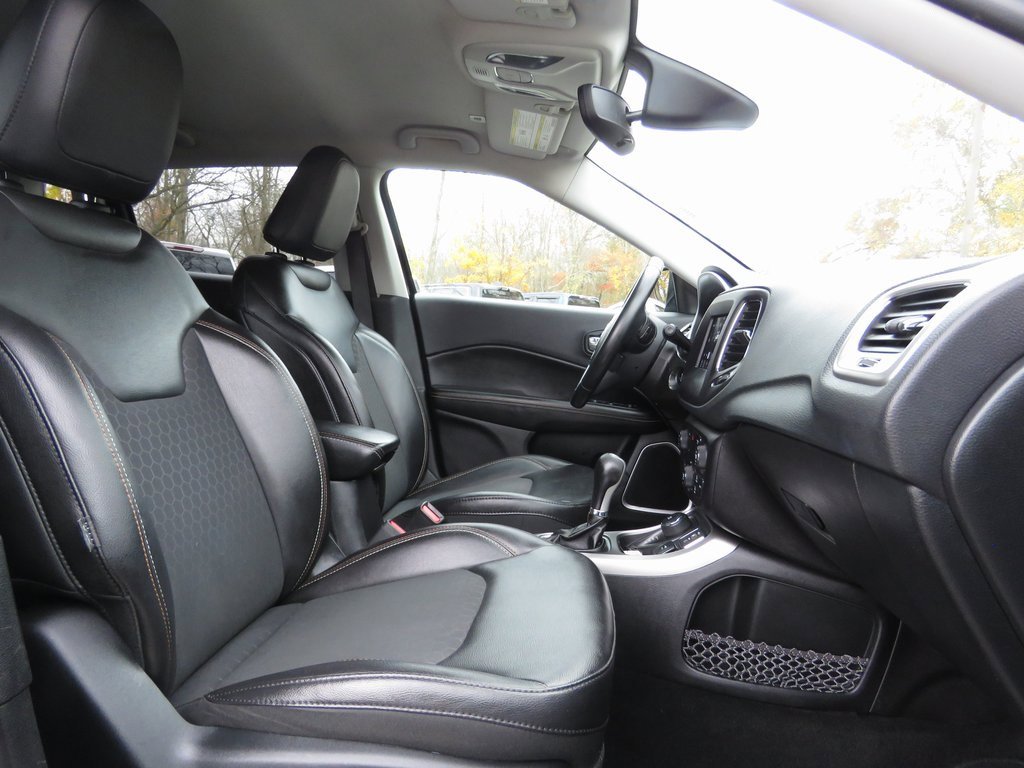 Used 2019 Jeep Compass Latitude image 14