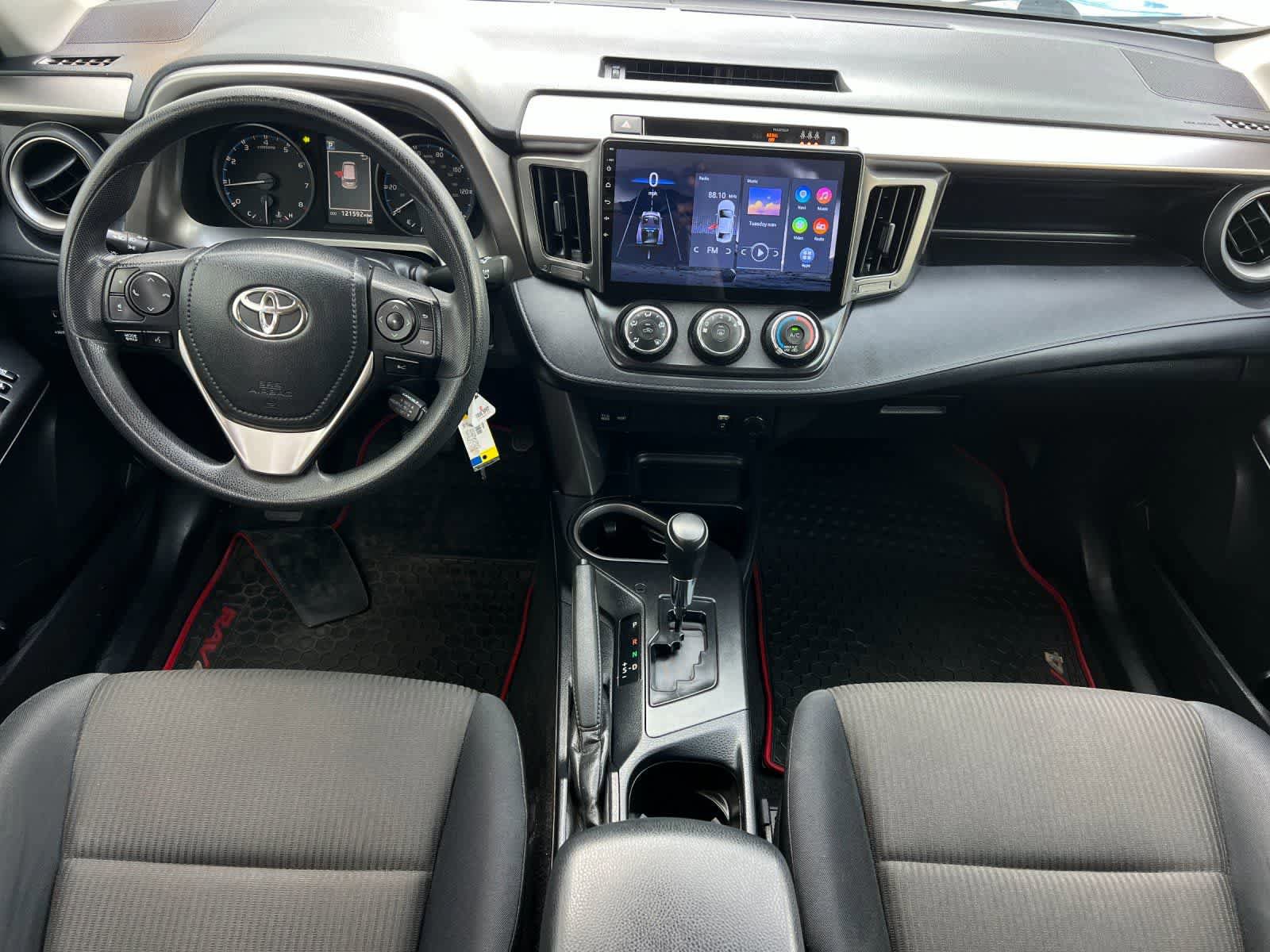 Used 2017 Toyota RAV4 LE image 4