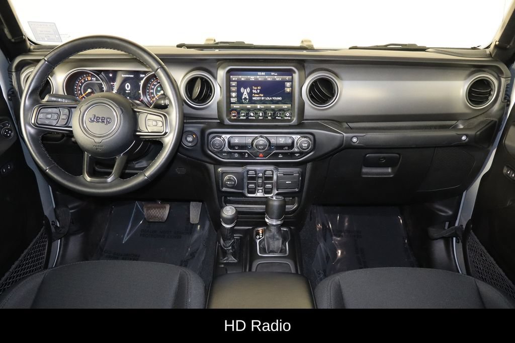 Used 2022 Jeep Gladiator Sport AWD/4WD image 13