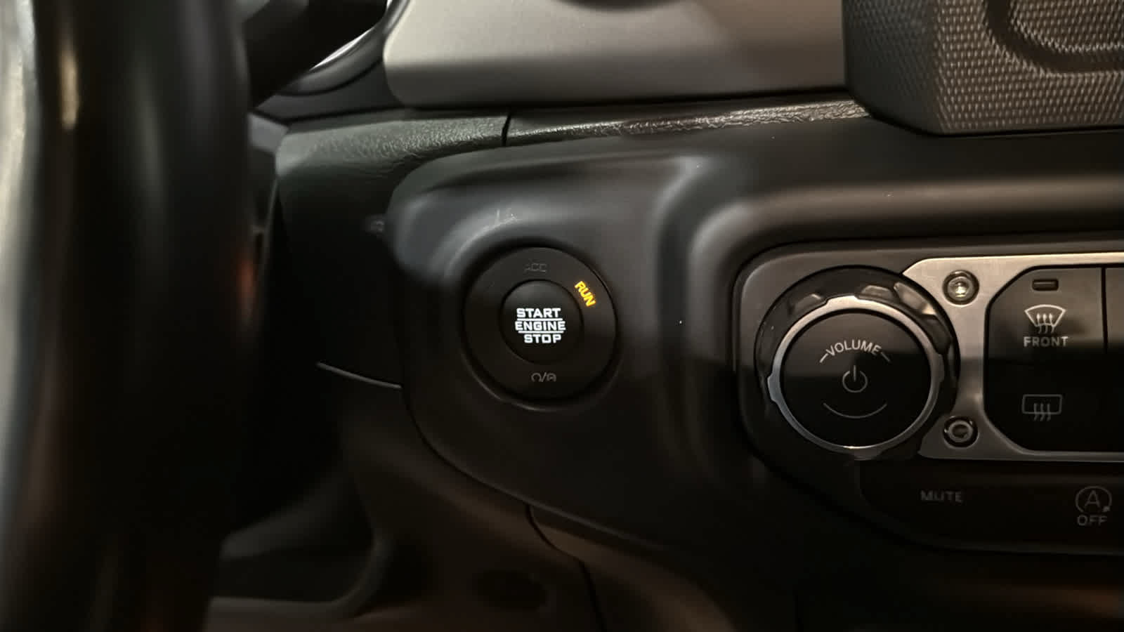 Used 2022 Jeep Gladiator Overland AWD/4WD image 20