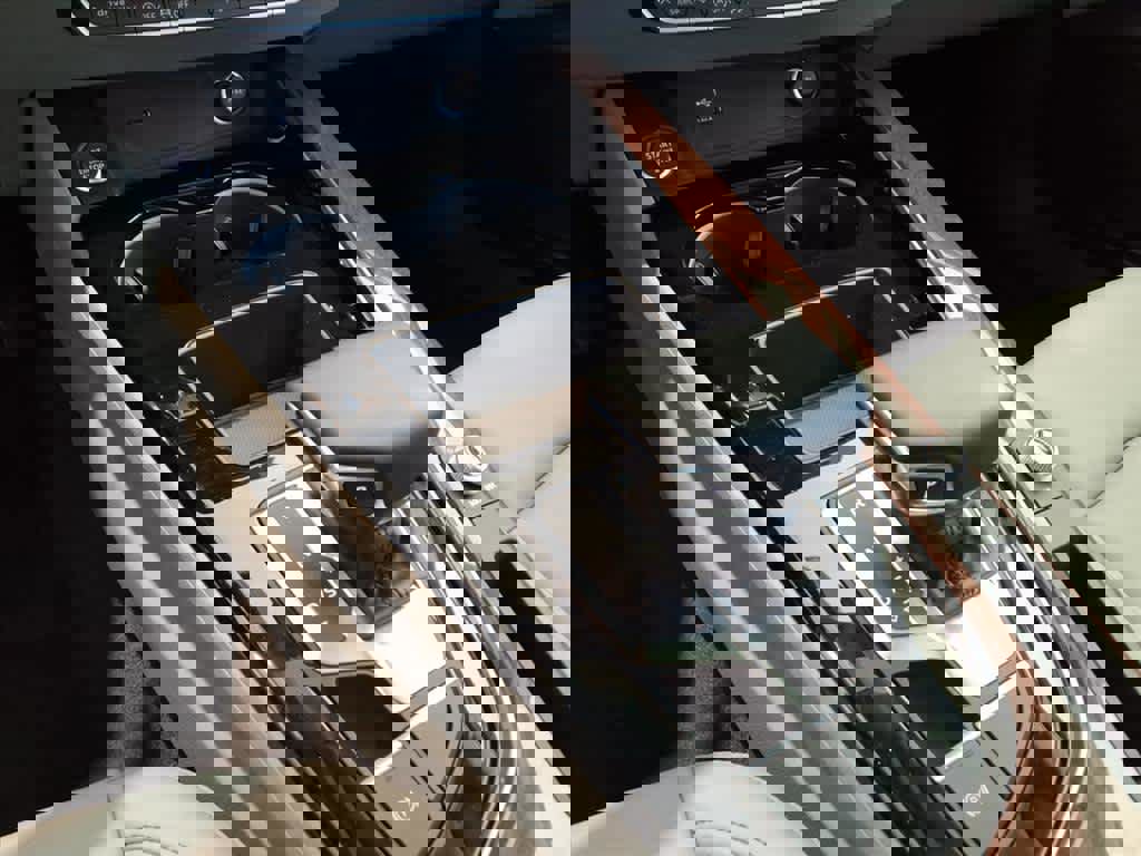 Used 2023 Audi A4 2.0T Premium w/ Convenience Package image 14