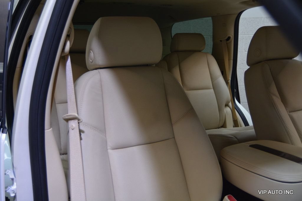 Used 2007 Cadillac Escalade AWD w/ Information Package image 20