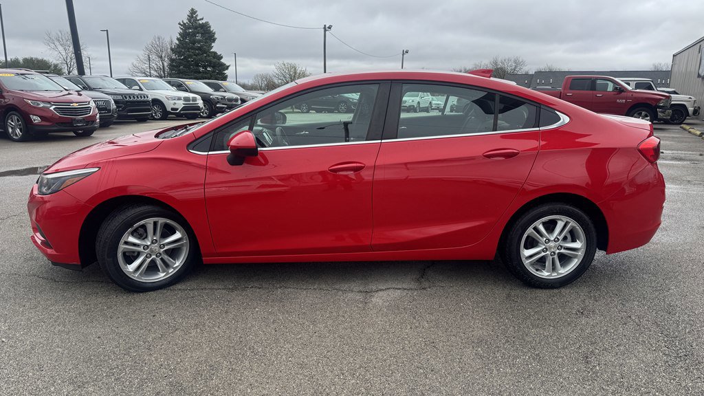 Used 2016 Chevrolet Cruze LT image 5