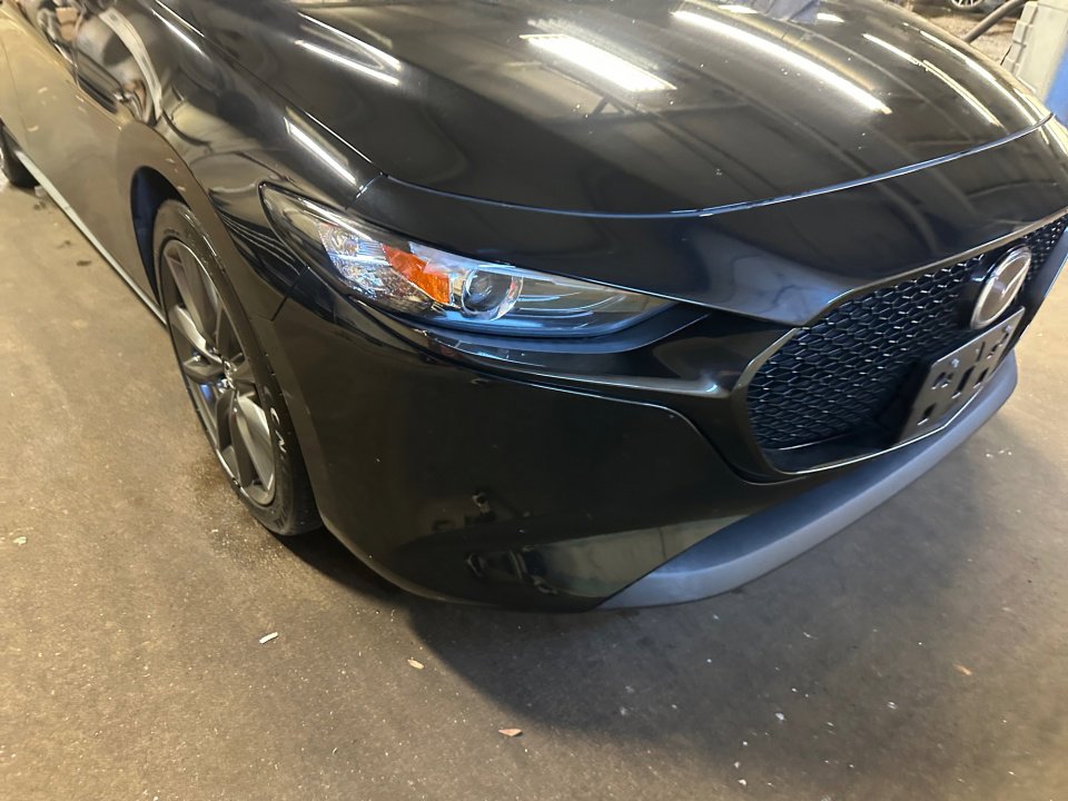 Used 2019 MAZDA MAZDA3 Hatchback w/ Preferred Package image 27