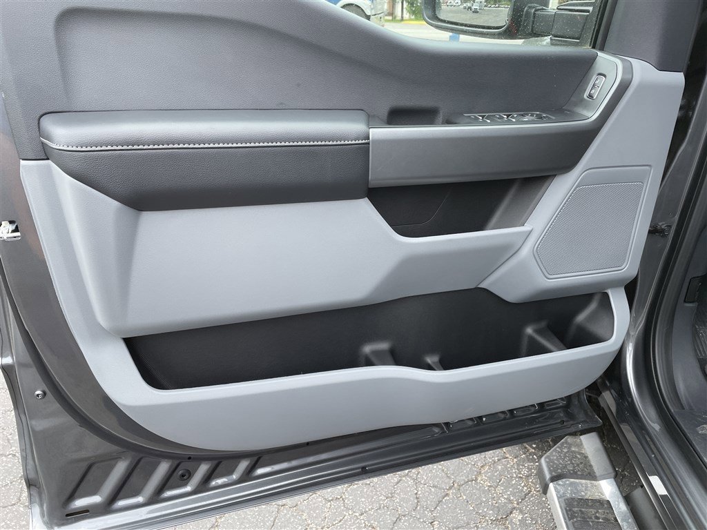 New 2026 Ford F350 4x4 Crew Cab Super Duty image 17