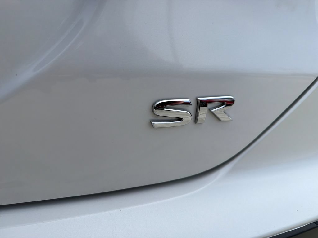 Certified 2021 Nissan Kicks SR FWD image 15
