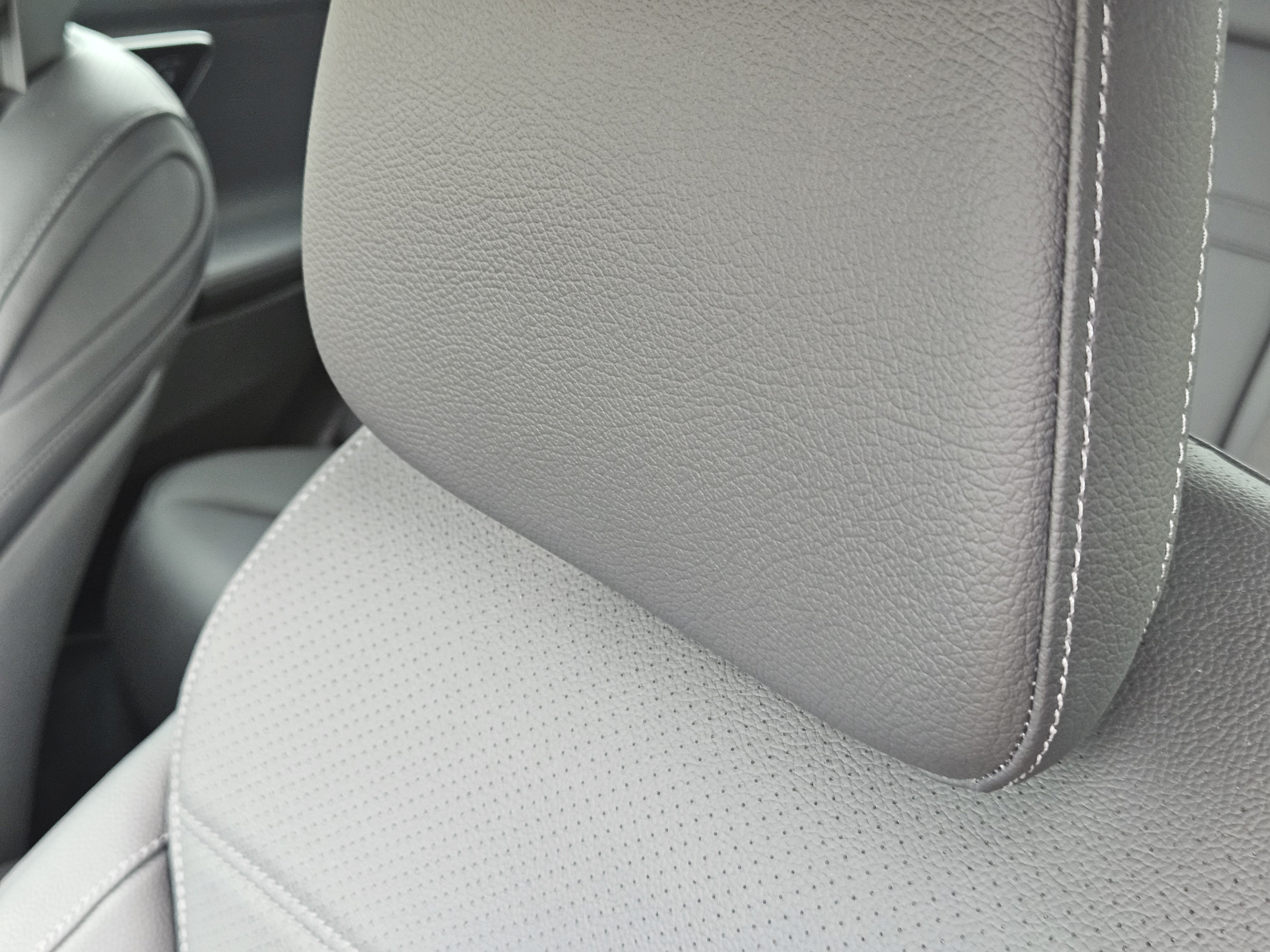 Certified 2024 Mercedes-Benz C 300 Sedan image 7