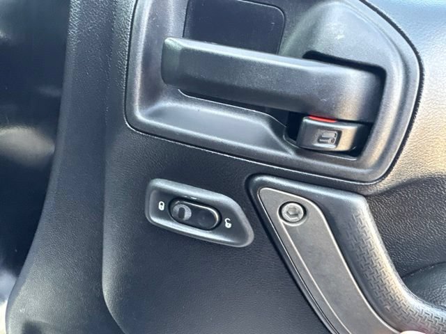 Used 2012 Jeep Wrangler Unlimited Sport AWD/4WD image 18