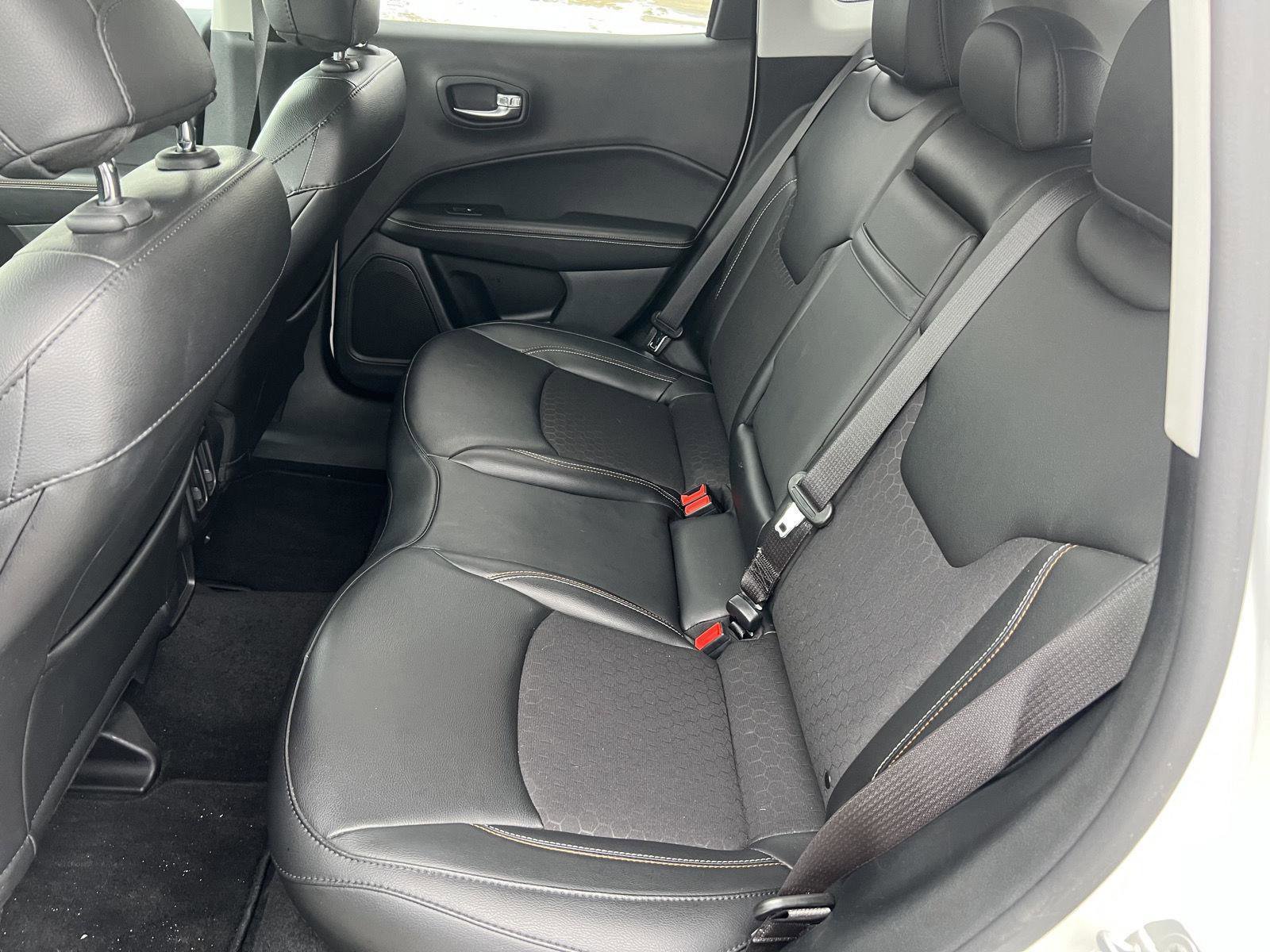 Used 2020 Jeep Compass Latitude image 28