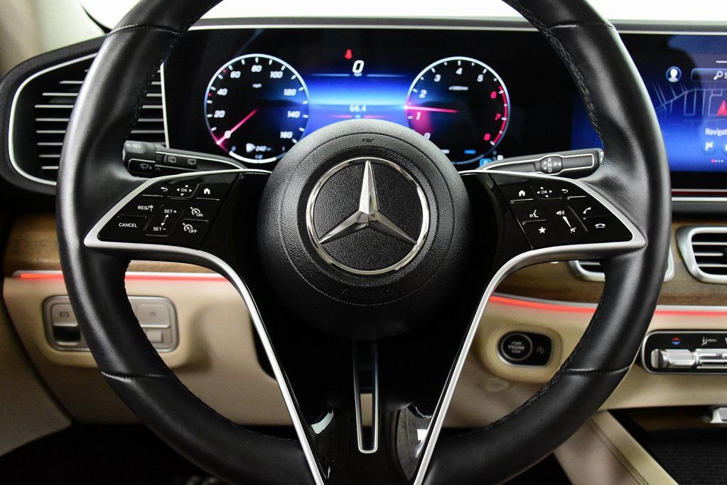 Used 2024 Mercedes-Benz GLE 450 4MATIC image 12
