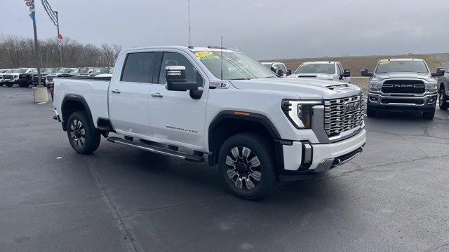 Used 2024 GMC Sierra 2500 Denali w/ Technology Package image 8