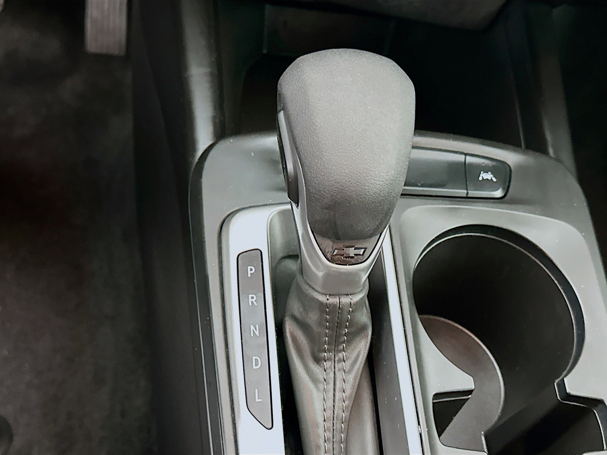 Used 2025 Chevrolet Trax LS image 24