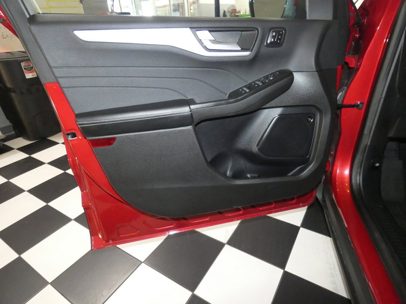 Used 2024 Ford Escape SE w/ PHEV Premium Package FWD image 24