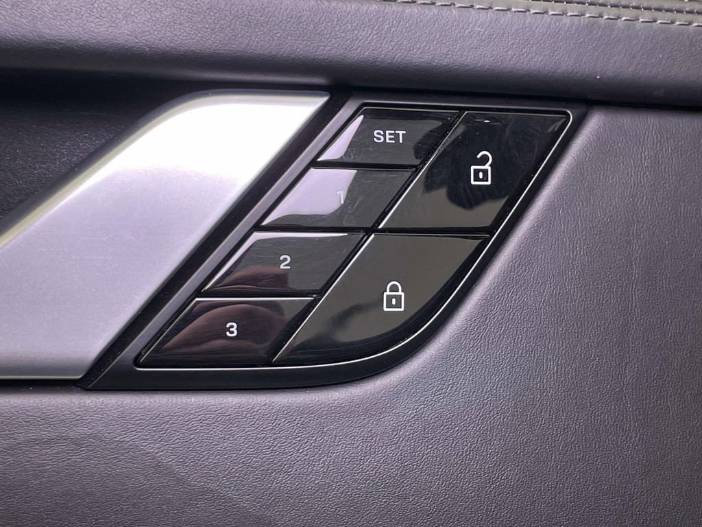 Used 2021 Porsche 911 Turbo S AWD/4WD image 33