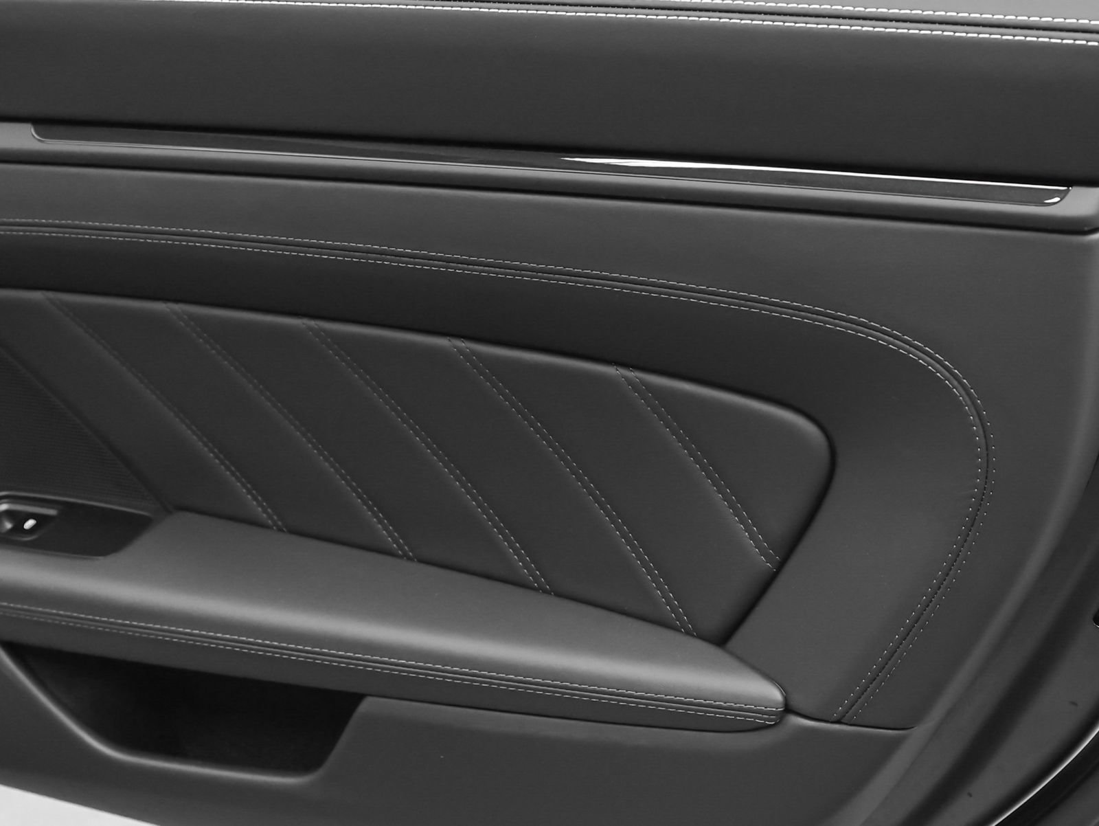 New 2026 Porsche 911 Carrera S RWD image 30