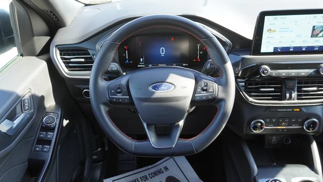 Used 2025 Ford Escape ST-Line AWD/4WD image 17